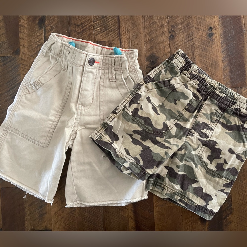 A pair of boys cotton shorts. Size 2T